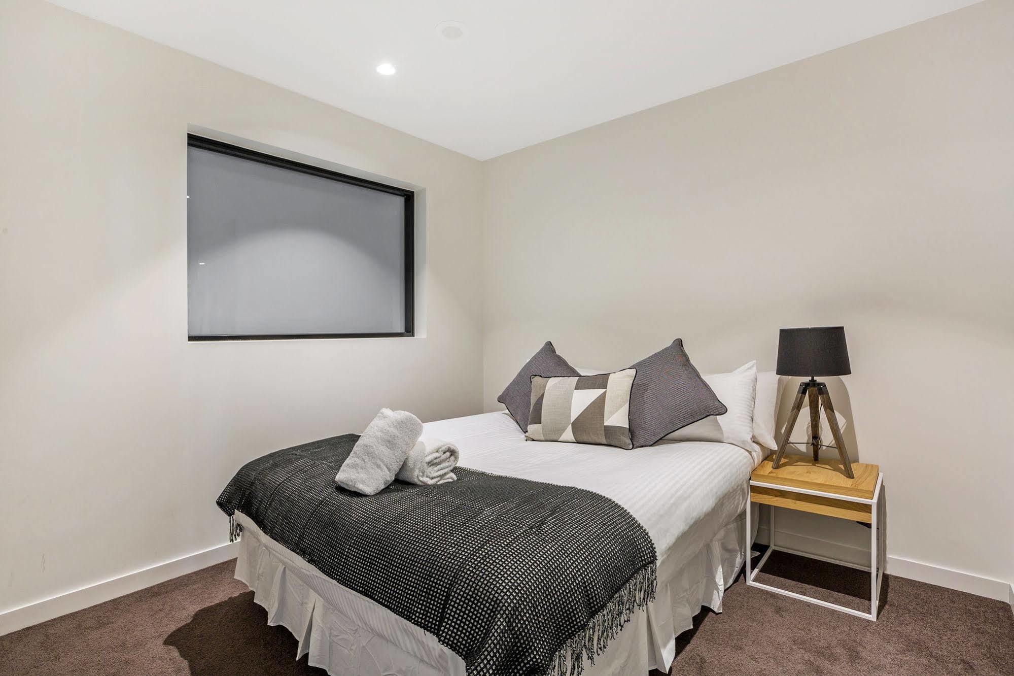 Serviced Apartments Melbourne - Platinum Exterior photo